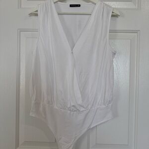 Miholl Sleeveless White Surplice Bodysuit with Gathered Waist Stretch size M NWT